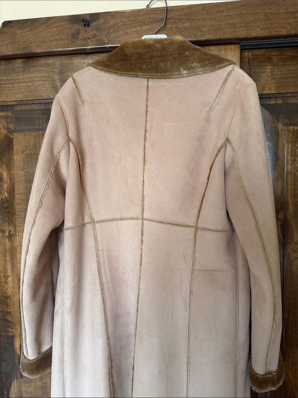 Vintage bebe Faux Suede Shearling Maxi Coat Long Taupe Trench Coat Notched Lapel - Picture 9 of 14